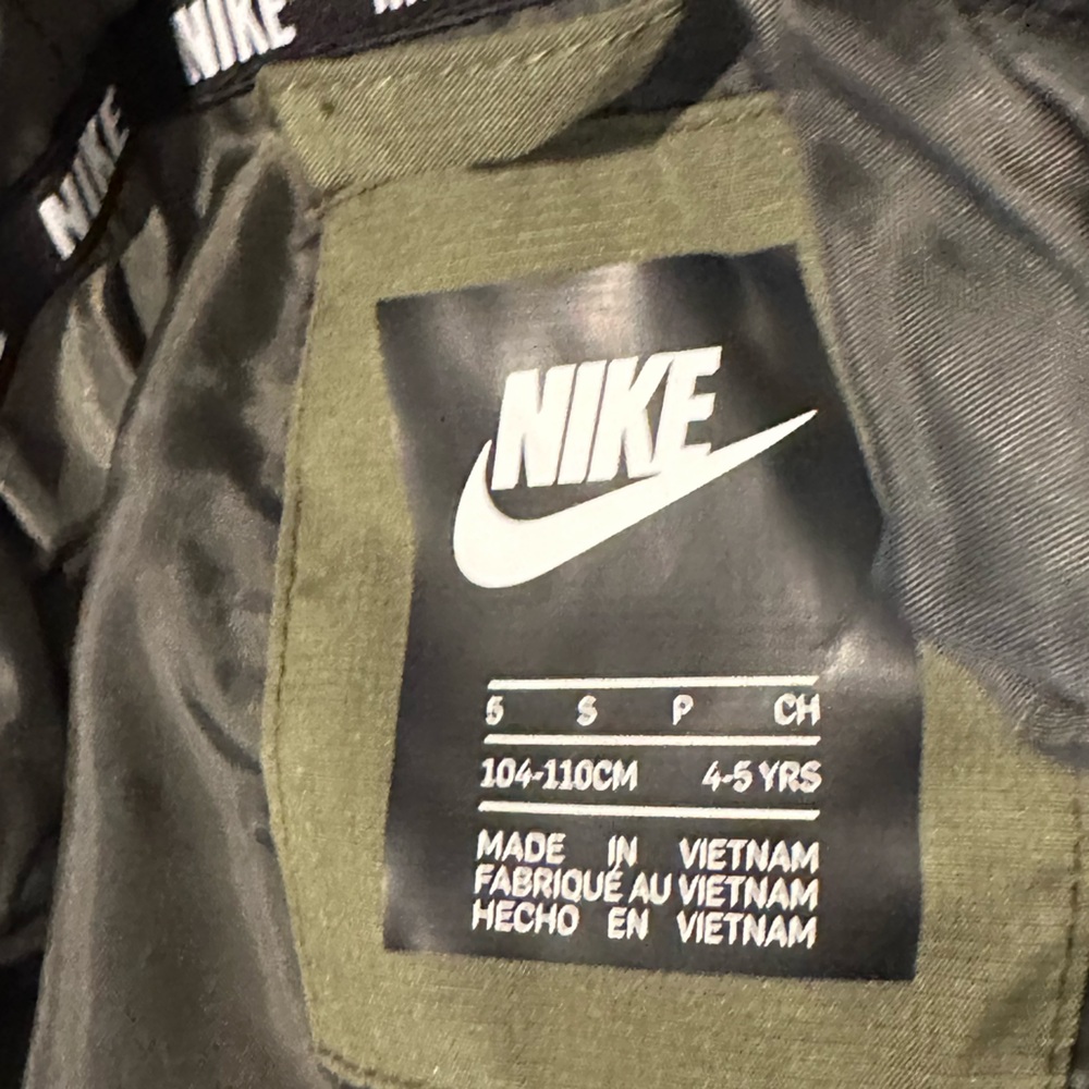 Nike Olive and Sage Hooded Puffer Jacket - Picture 8 of 14